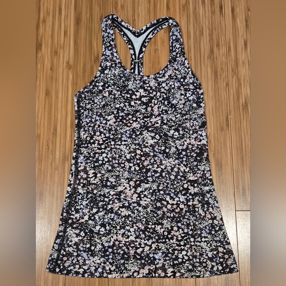 NWOT LULU Lemon Floral Racerback Tank Top